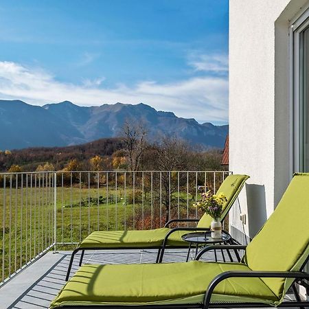 Velebit Lodge Lovinac  Exterior foto