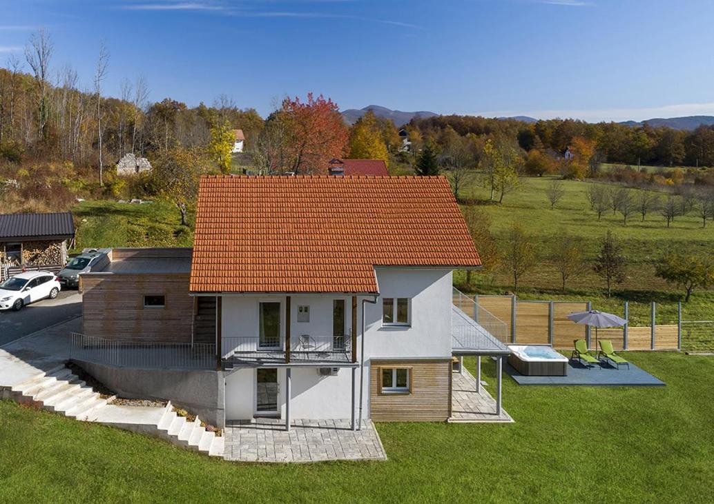 Velebit Lodge Lovinac  Exterior foto