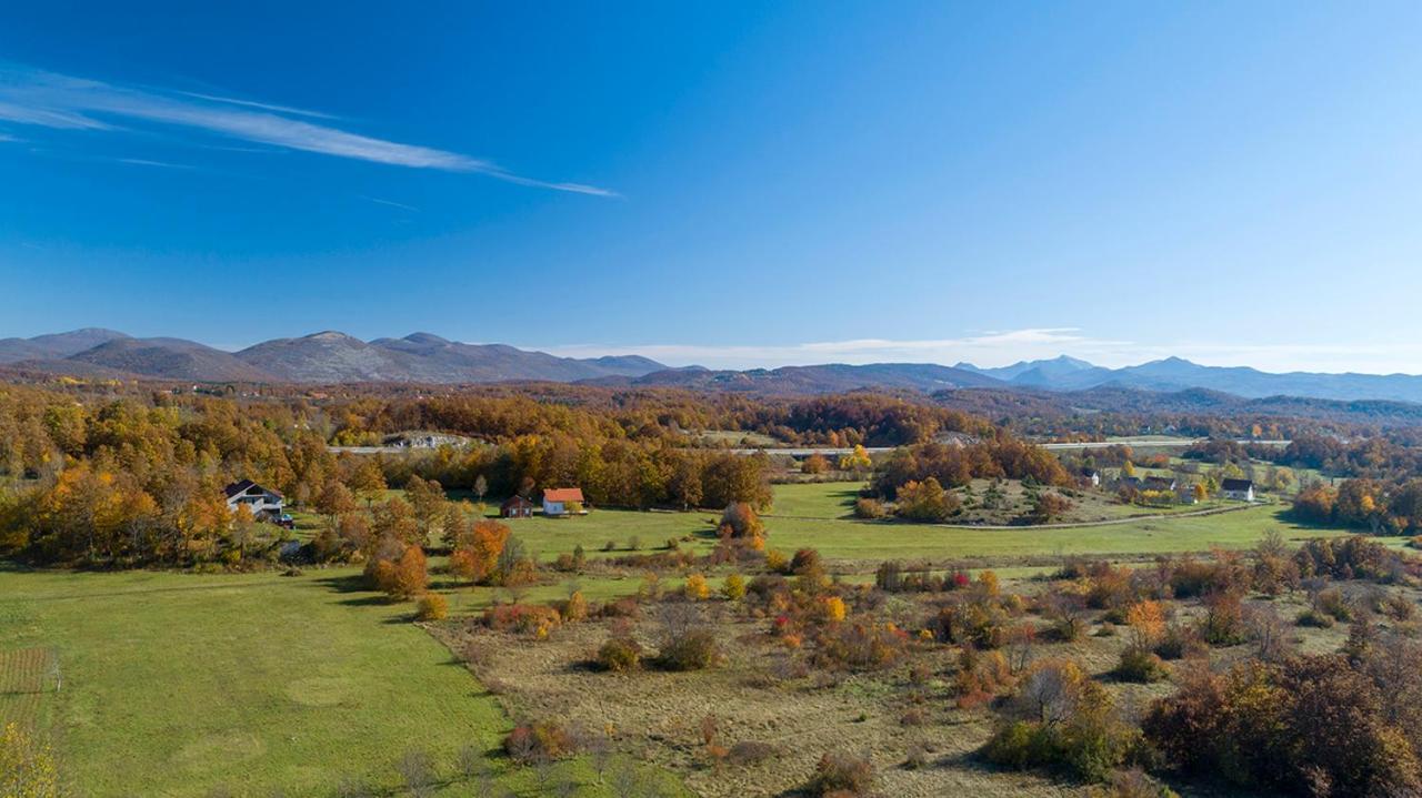 Velebit Lodge Lovinac  Exterior foto