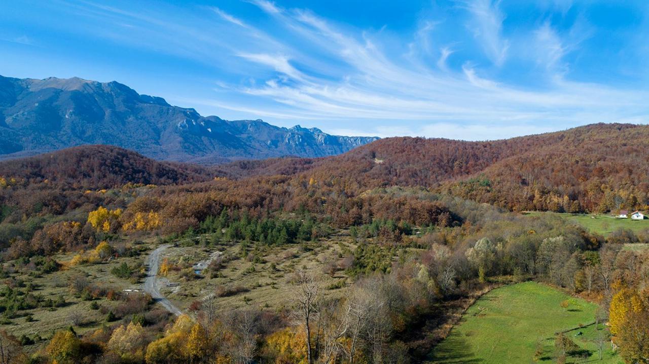 Velebit Lodge Lovinac  Exterior foto